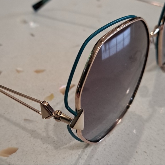 Missoni sunglasses: gold & teal metallic round frame - Picture 2 of 3